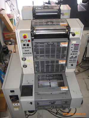 【07年原裝日本濱田八開雙色酒精機(jī)】?jī)r(jià)格,廠家,圖片,二手印刷設(shè)備,溫州印刷物資市場(chǎng)藍(lán)天印刷包裝機(jī)械商行-